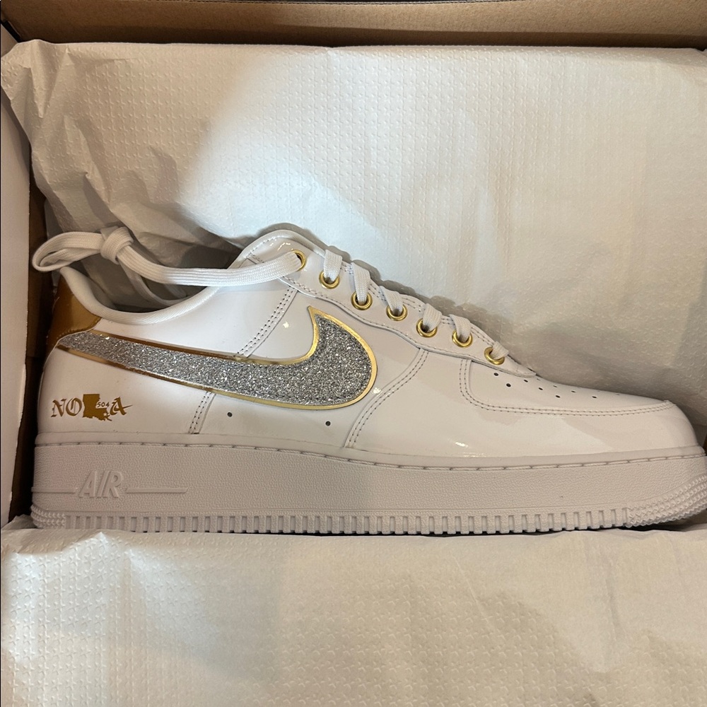 NIKE AIR FORCE 1 NOLA (New Orleans edition). Mens 12 US NEW IN BOX